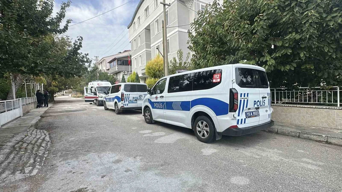 Burdur'da özel öğrenci yurdunda kalan 25 yaşındaki genç, odasında ölü bulundu