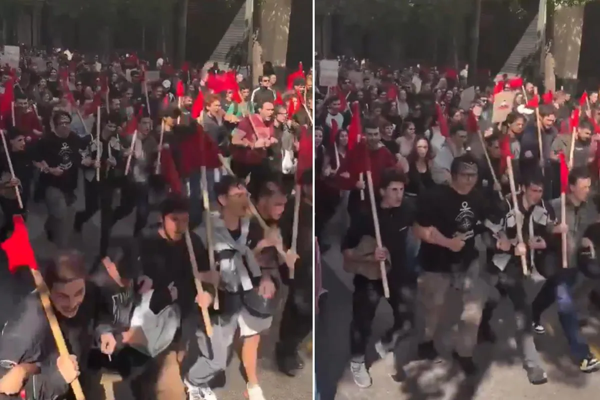Komşuda kızıl bayraklar yükseldi! Binlerce kişi soluğu sokaklarda aldı