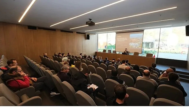 İnegöl Belediyesi’nde Personele Yapay Zeka Eğitimi Düzenlendi