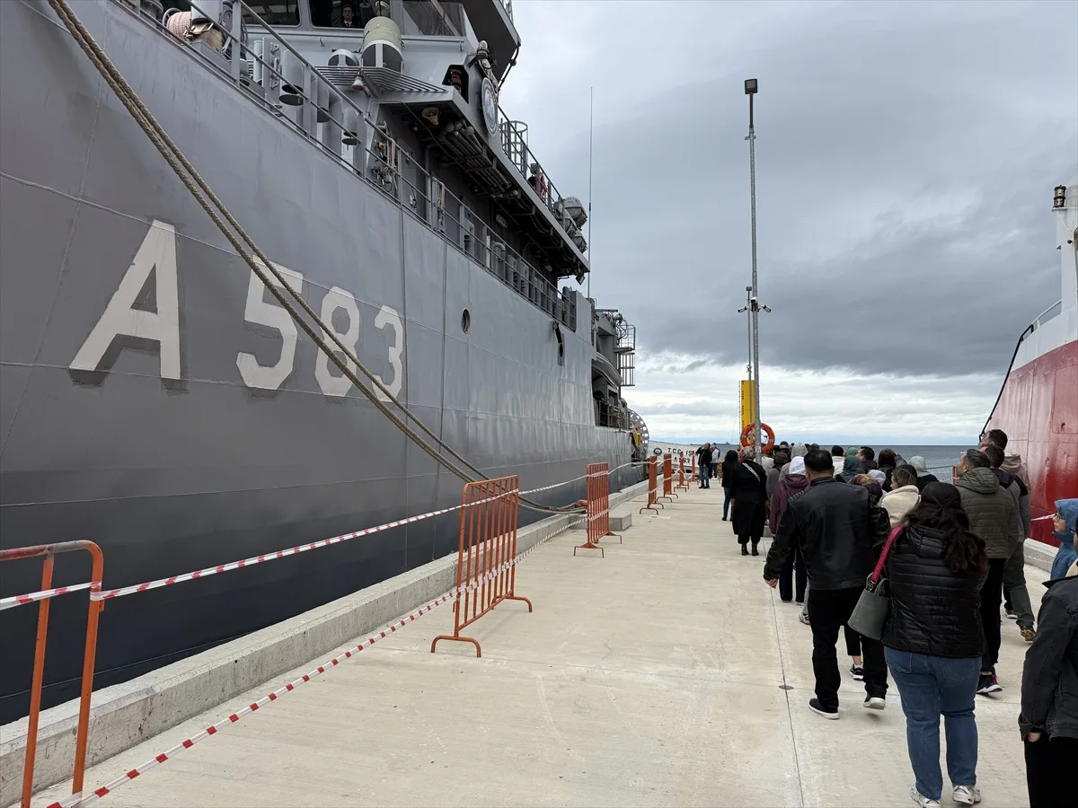 Deniz Kuvvetleri Komutanlığı'nın TCG Işın'ı 29 Ekim'de Tekirdağ'da ziyarete açıldı