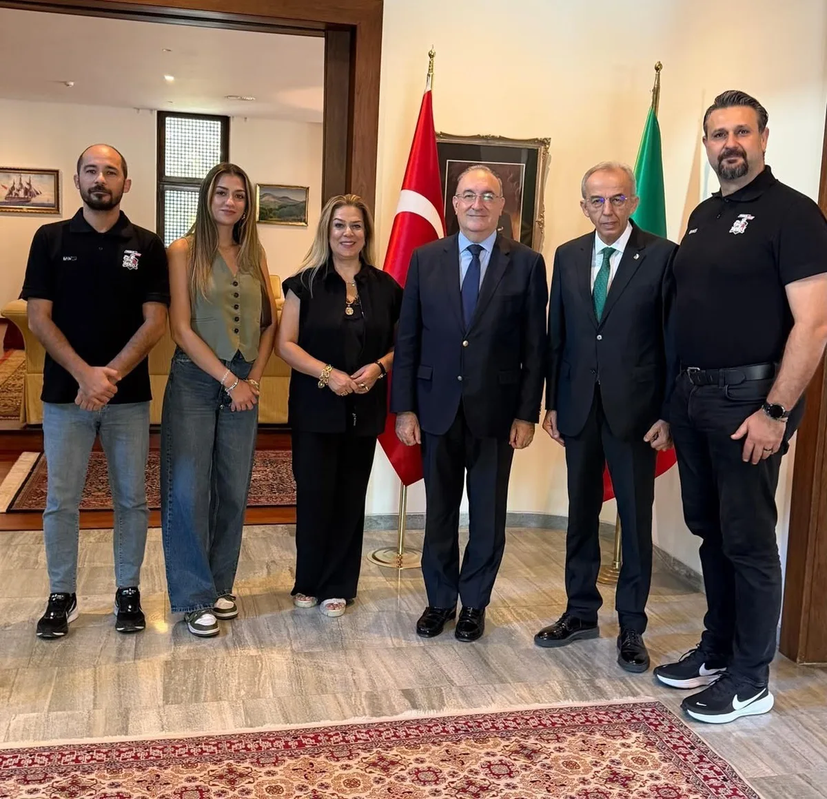 Denizli Basket, Lizbon Büyükelçiliği'ni ziyaret edip Büyükelçi Koç'a teşekkür etti