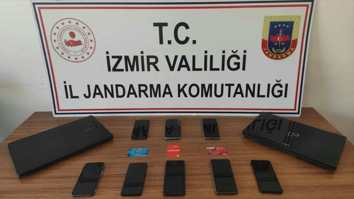 İzmir'de yasa dışı bahis operasyonunda 8 zanlı tutuklandı, 988 milyon lira akışı var