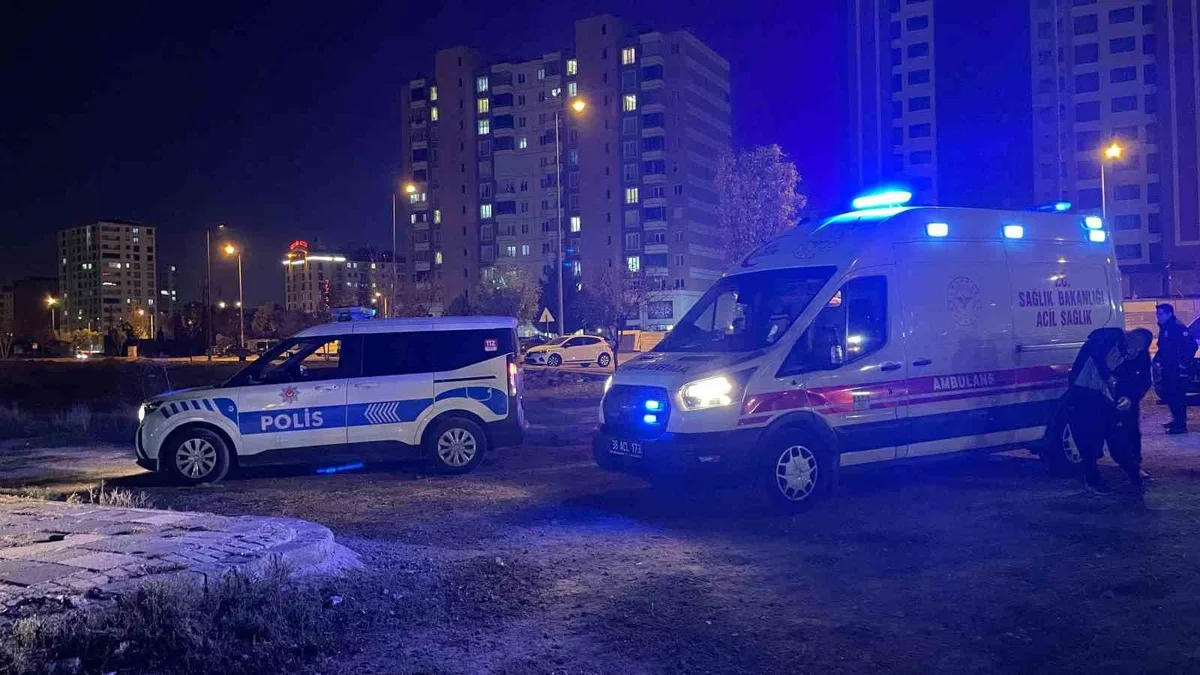 Kayseri Melikgazi'de bıçaklı kavgada 15 yaşındaki çocuk ağır yaralandı