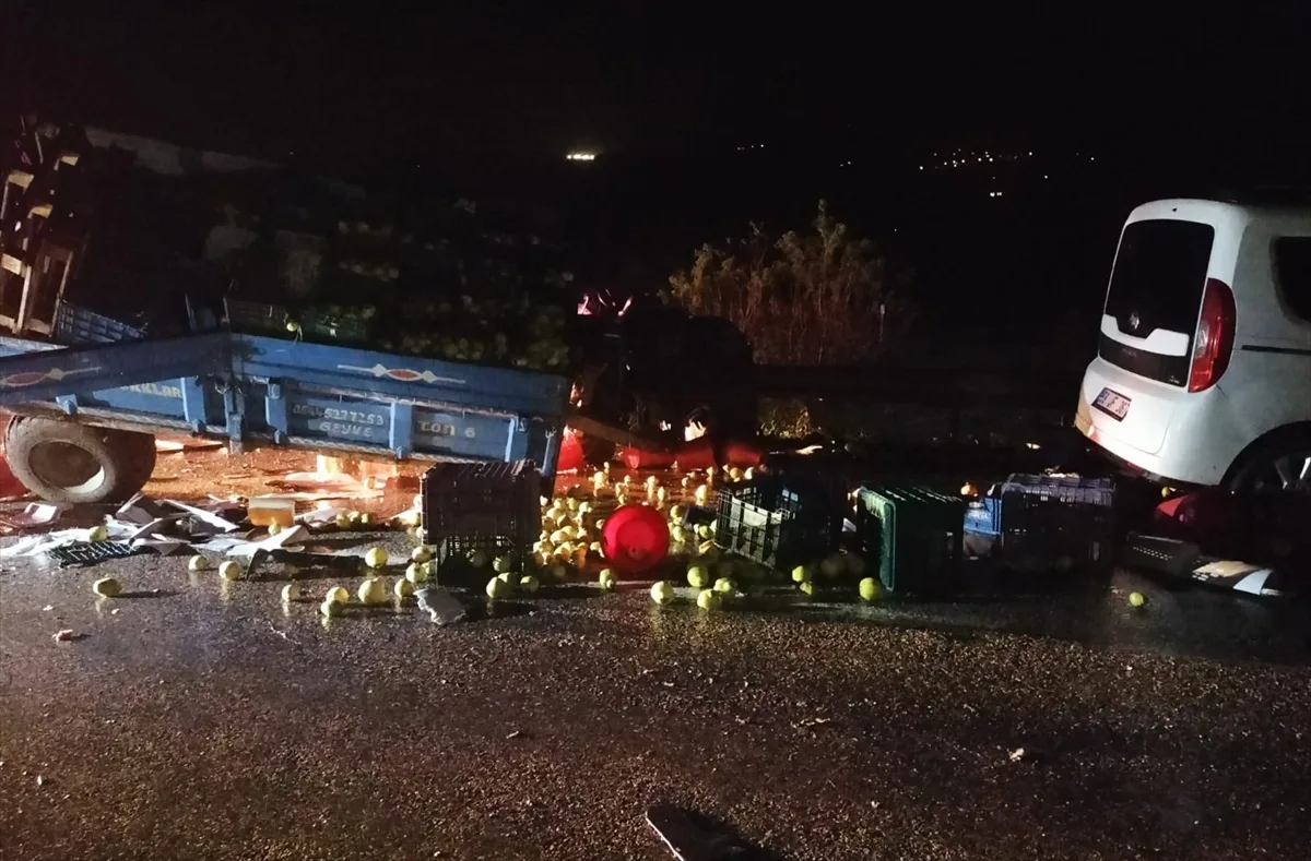 Sakarya'da kazada ölen AK Parti Geyve Teşkilat Başkanı Adnan İzmir toprağa verildi