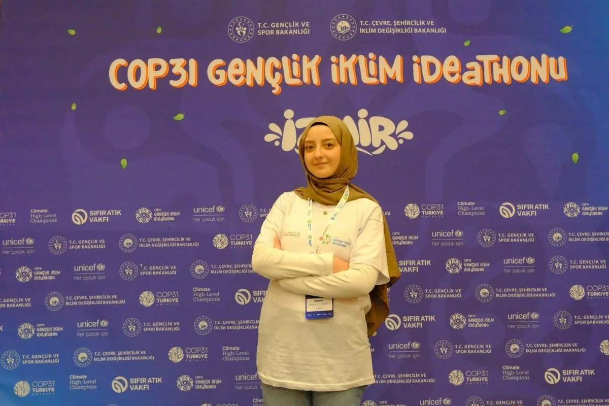 KBÜ'lü Melike Zeren Kara'nın takımı COP31 Ideathonu İzmir etabında birinci oldu