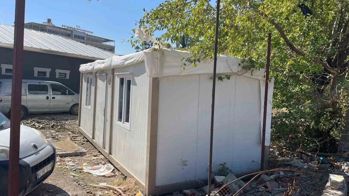 Adıyaman'da konteynerden klima çalan kimliği belirsiz şahıs ya da şahıslar aranıyor