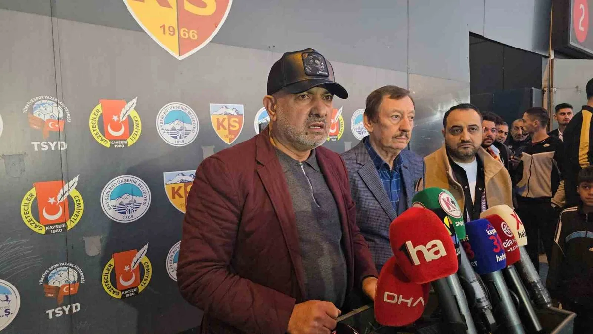 Kayserispor Başkanı Çamlı, Selçuk Şahin'i tahrikle suçladı, federasyona çağrı yaptı