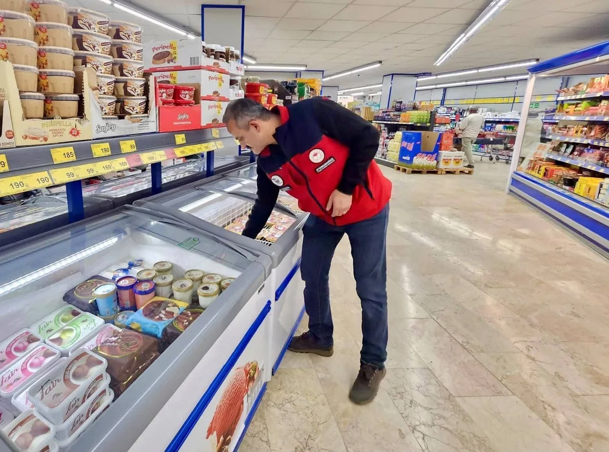 Afyonkarahisar İl Tarım ve Orman Müdürlüğü marketlerde TÜFİS ile fiyatları kaydetti