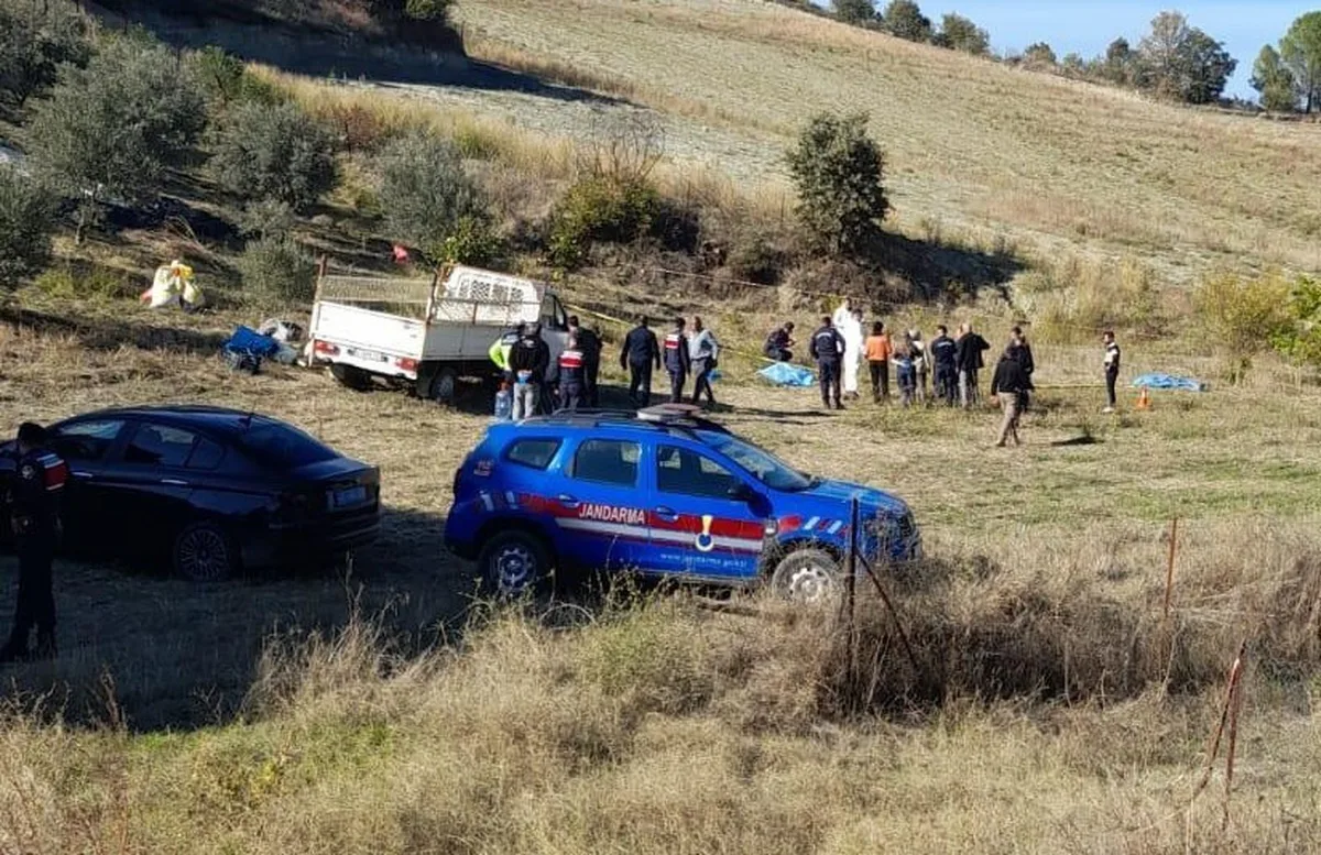 Manisa Gördes'te tarlada av tüfeğiyle saldırıda baba ve oğlu öldü