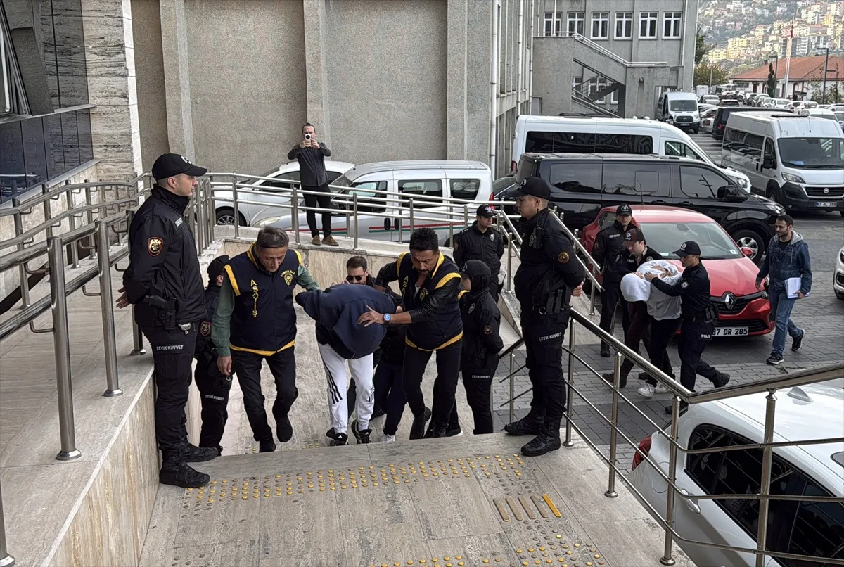 Zonguldak'ta düğün konvoyunda ateş açtığı iddiasıyla 2 zanlıya adli kontrol verildi