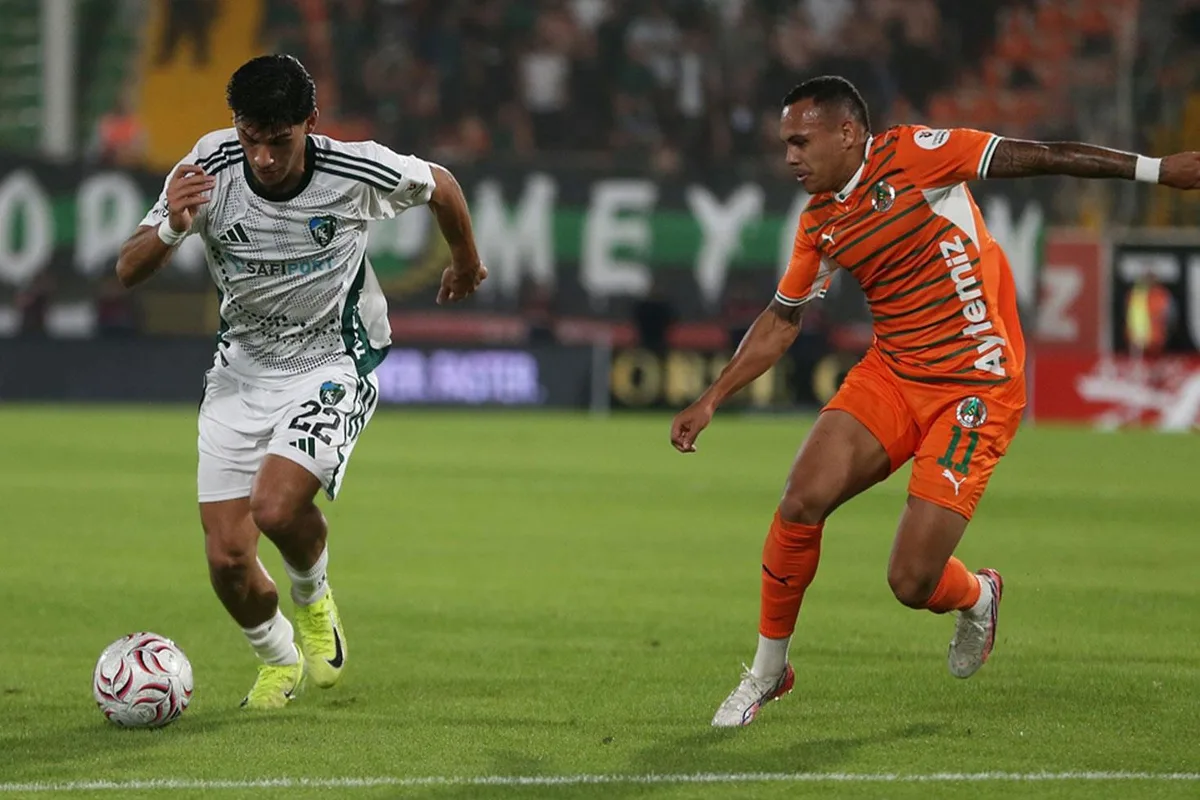Kocaelispor kötü gidişatını Alanya'da sonlandırdı