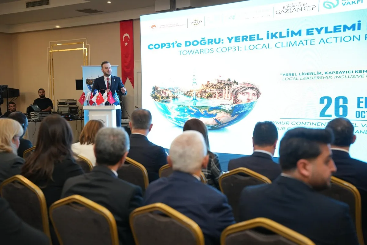 Sıfır Atık Vakfı Başkanı Ağırbaş, COP31'e Doğru iklim diyaloğunda konuştu