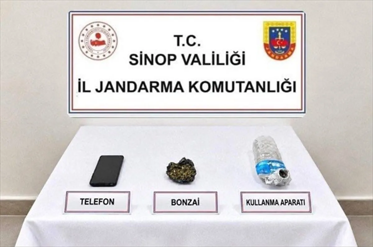 Sinop'ta uyuşturucu operasyonunda 4 kişi gözaltına alındı, 33 gram uyuşturucu bulundu