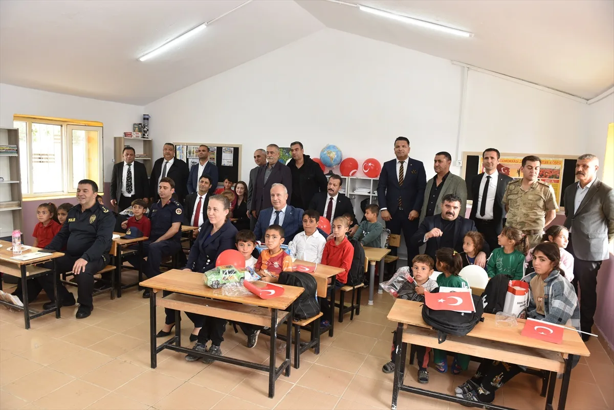 Siverek'te denetimli serbestlik hükümlüleri Sabancı İlkokulu'nu eğitime hazırladı