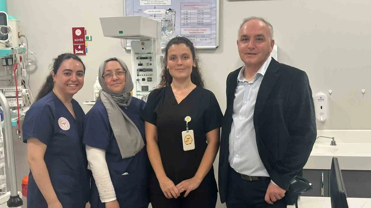 Kızı 23 haftalık 600 gram doğan neonatoloji uzmanı, prematüre bebeklere hayat veriyor