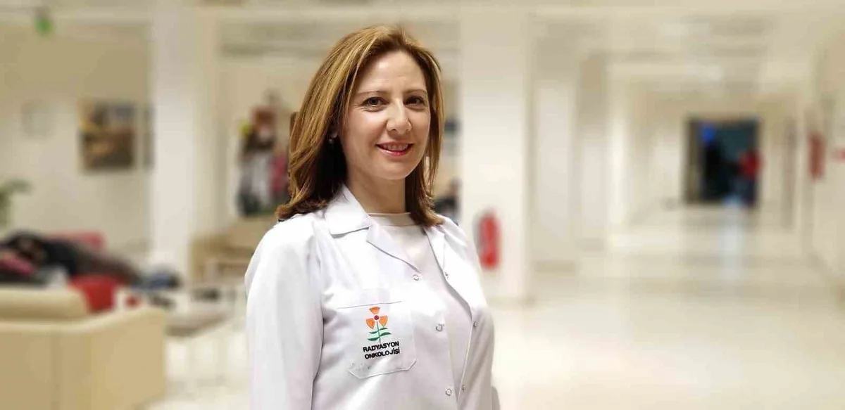 Prof. Dr. Çelik, aile öyküsü olmayan kadınların meme kanseri riski taşıdığını söyledi