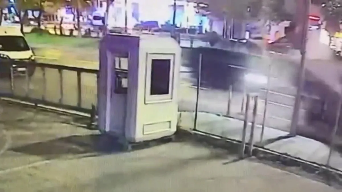 Beyoğlu'nda 5 araçlı zincirleme kazada 3 yaralı var, sürücü 2.24 promil alkollü çıktı
