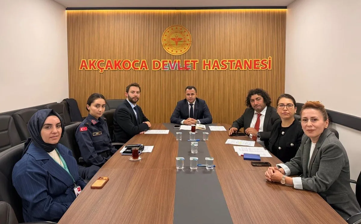 Akçakoca'da sağlık hizmetleri Devlet Hastanesi'nde ele alındı