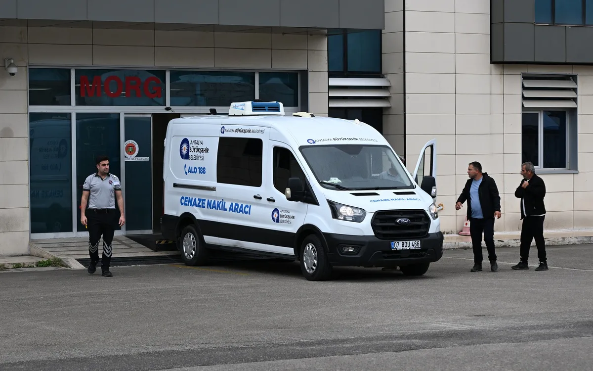 Antalya Gazipaşa'da öldürülen Yasin Erdem Bayır'ın otopsisinde 13 bıçak yarası saptandı