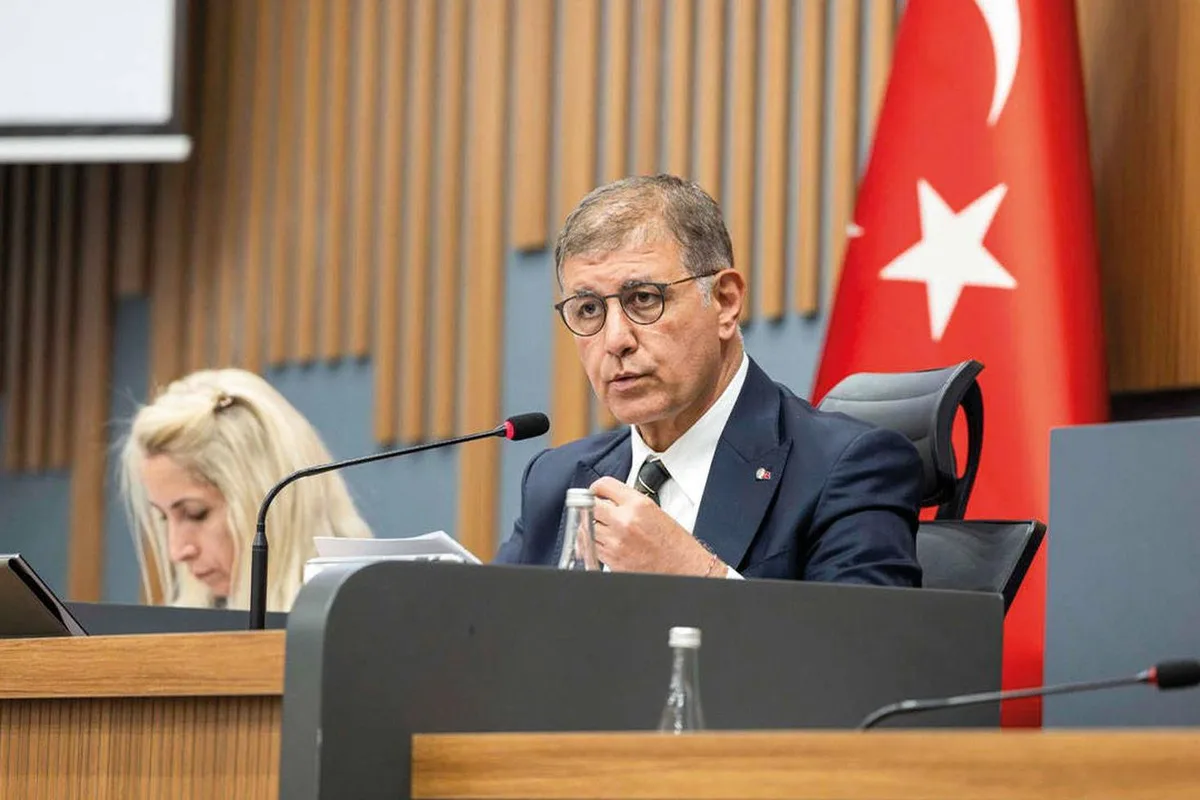 AK Parti'ye geçeceği iddia edilen Cemil Tugay’dan yeni hamle! ADD üyeliğini de sonlandırdı