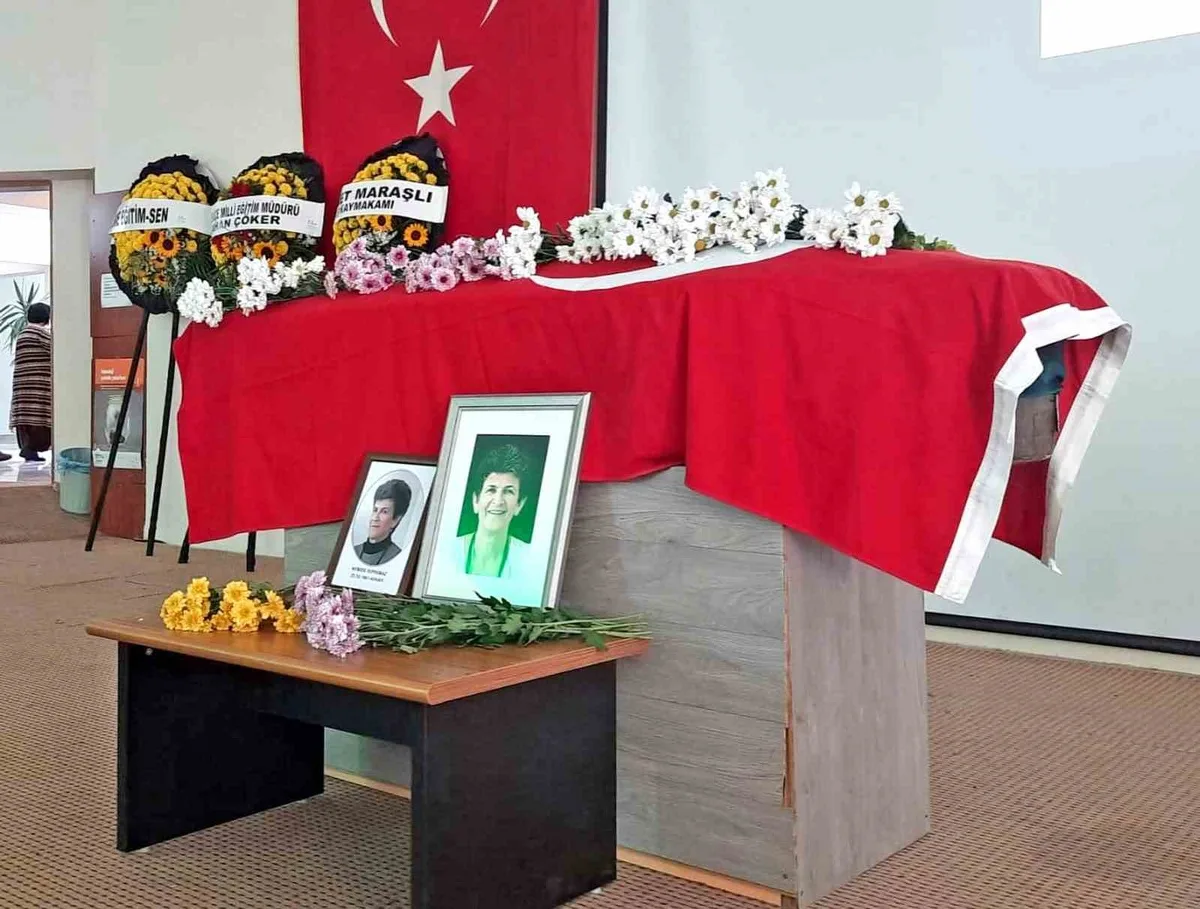 Çeşme İmam Hatip Ortaokulu Müdürü Nemide Korkmaz 65 yaşında vefat etti