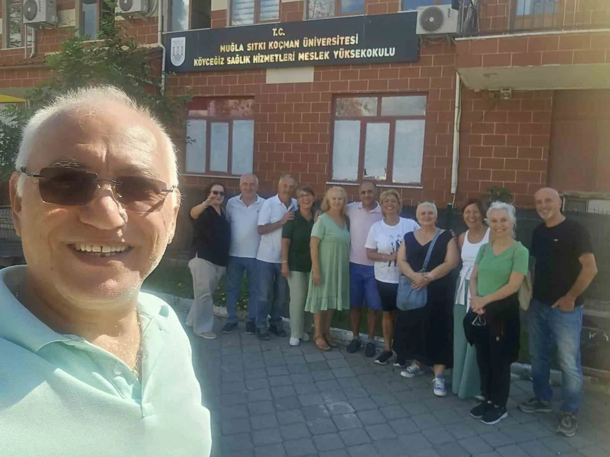 Muğla Köyceğiz'de Tazelenme Üniversitesi yeni döneme kişisel gelişim dersiyle başladı