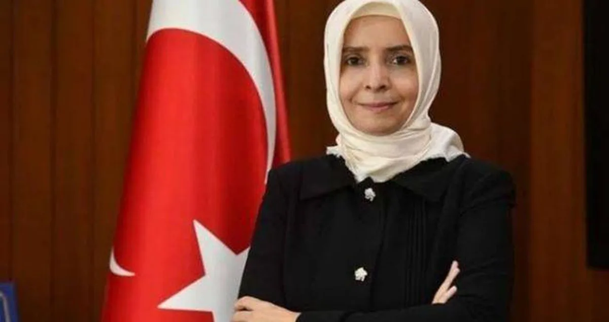 Fatma Betül Sayan Kaya'nın ablası kimdir? Ayşe Hilal Sayan Koytak kimdir, ne iş yapıyor?