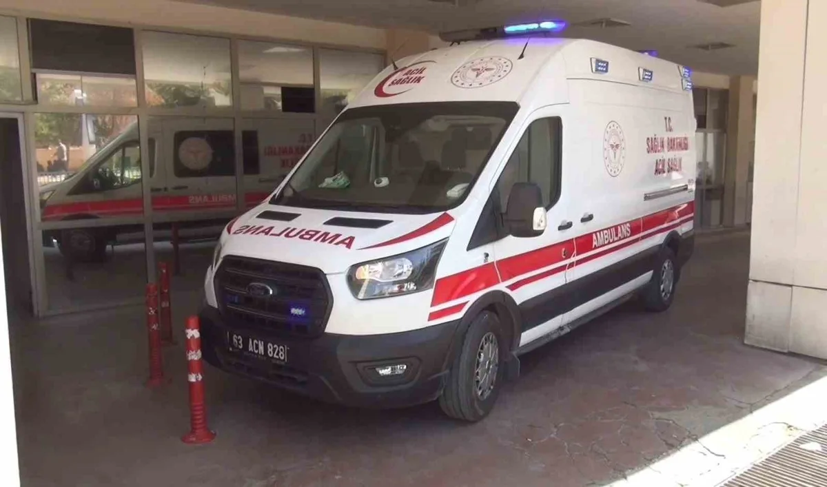 Şanlıurfa Bozova'da traktörden düşen 74 yaşındaki adam hastanede hayatını kaybetti