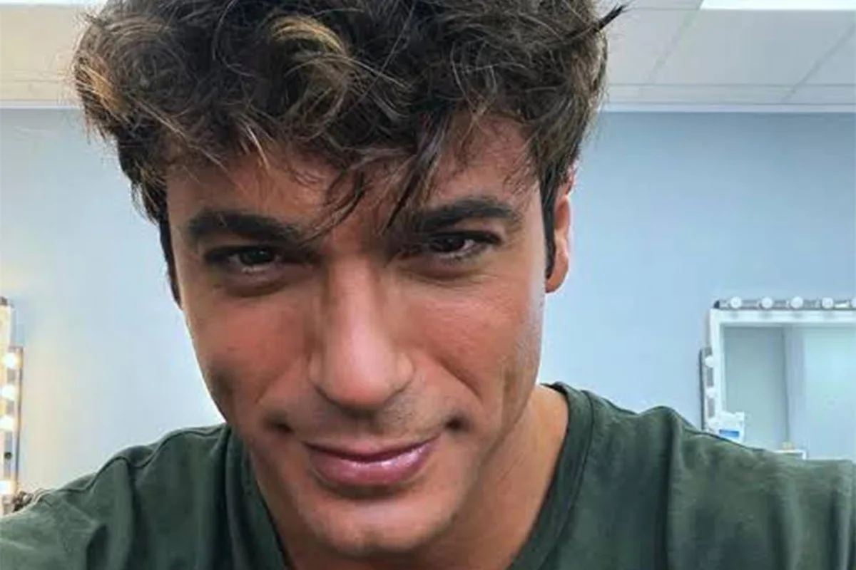 Can Yaman yine imaj değiştirdi! Sakallarını kesince bambaşka biri oldu