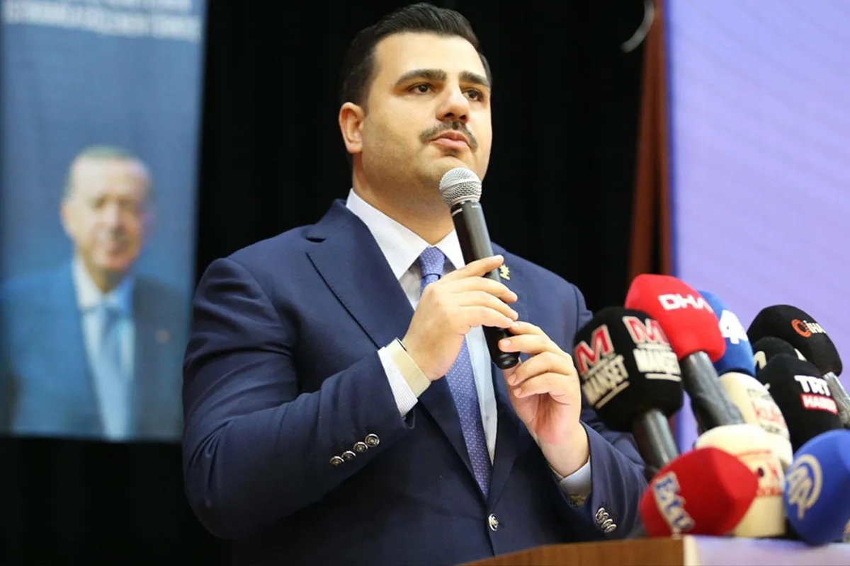 AK Parti Genel Sekreteri İnan'dan Manisa'daki akaryakıt istasyonu işletmecilerine: Özgür Özel ve şürekasını uzak tutsunlar