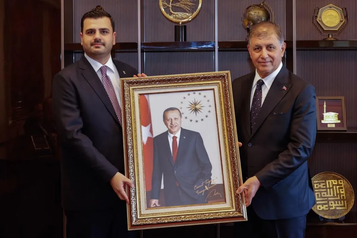 AK Parti Genel Sekreteri İnan’dan Cemil Tugay’a ziyaret: Şimdi birlikte çok çalışma vakti