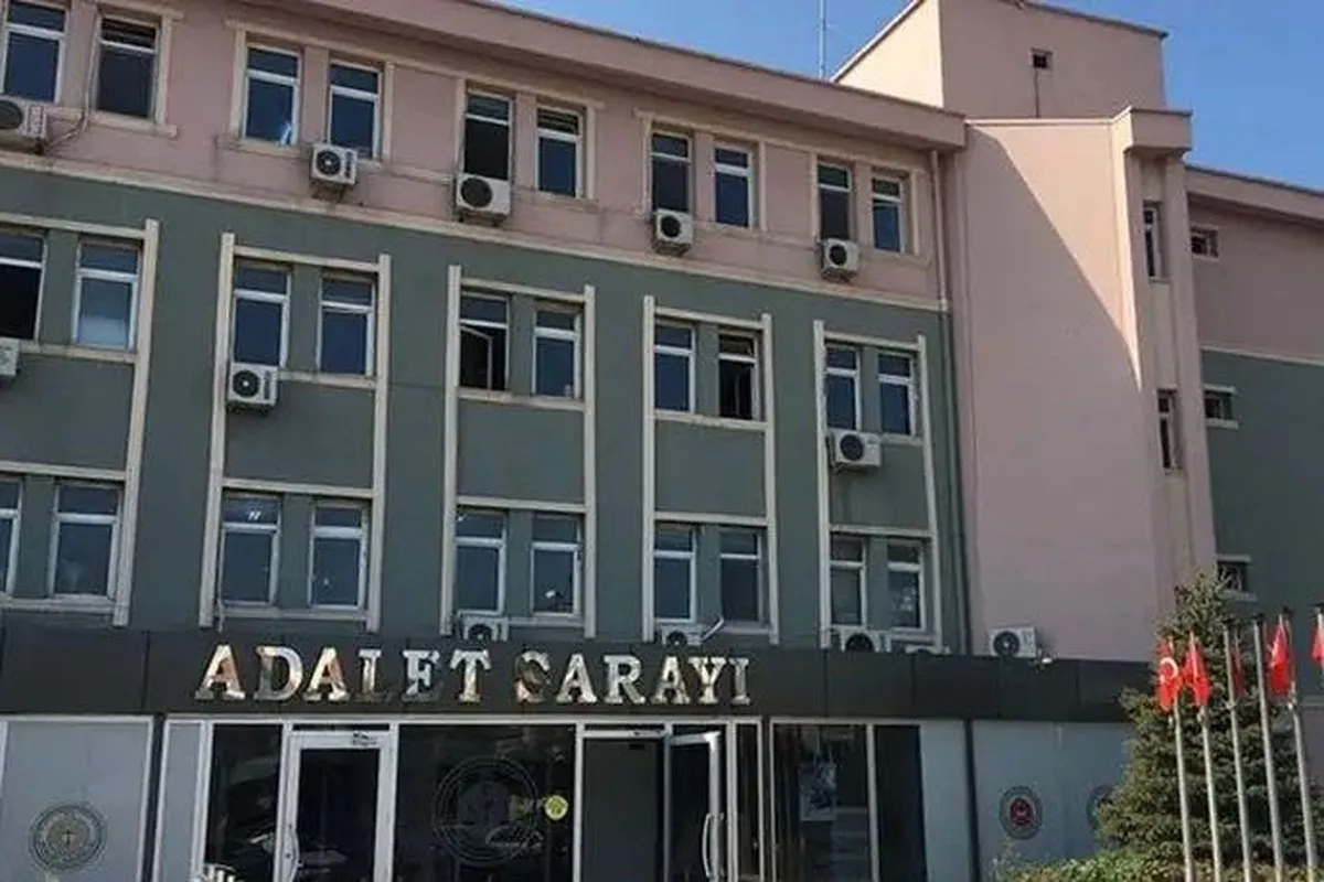 Bandırma merkezli rüşvet ve kişisel veri operasyonunda 15 şüpheliden 7'si tutuklandı