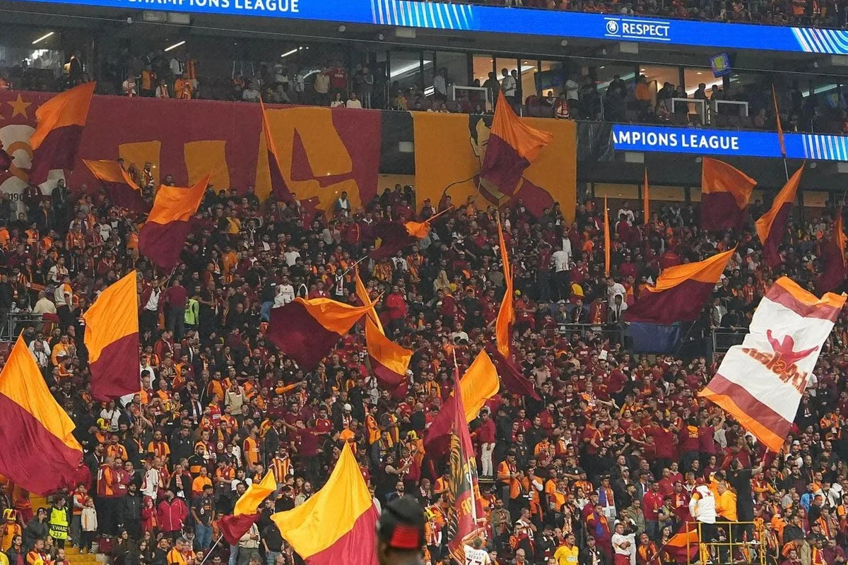 Galatasaray'da şok ayrılık kapıda! "Maaşıma sayın" deyip gidiyor