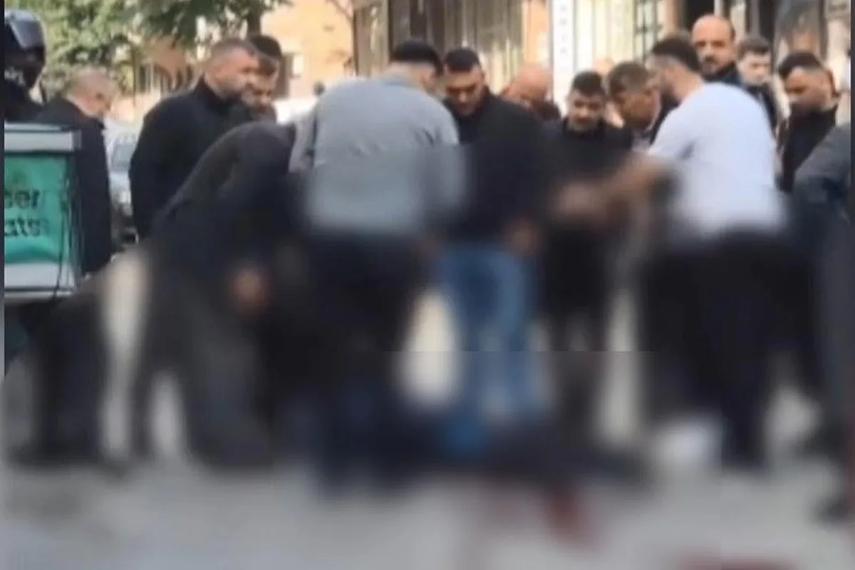 Bayrampaşa'da eşine ürün satmaya çalışan kasabı bıçakla öldürdü