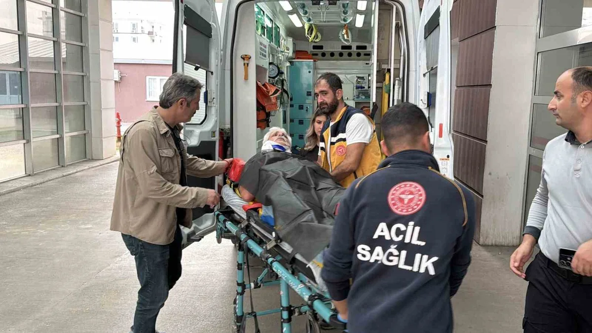 Adıyaman'da kontrolden çıkan motosiklet devrildi, sürücü yaralandı