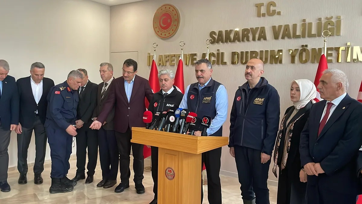 İçişleri Bakanı Çiftçi, Sakarya'da sel tehlikesinin henüz geçmediğini söyledi