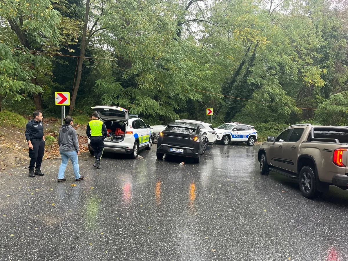 Eyüpsultan'da Osimhen'in sevgilisi Ladewig'in karıştığı kazada 3 araç hasar gördü