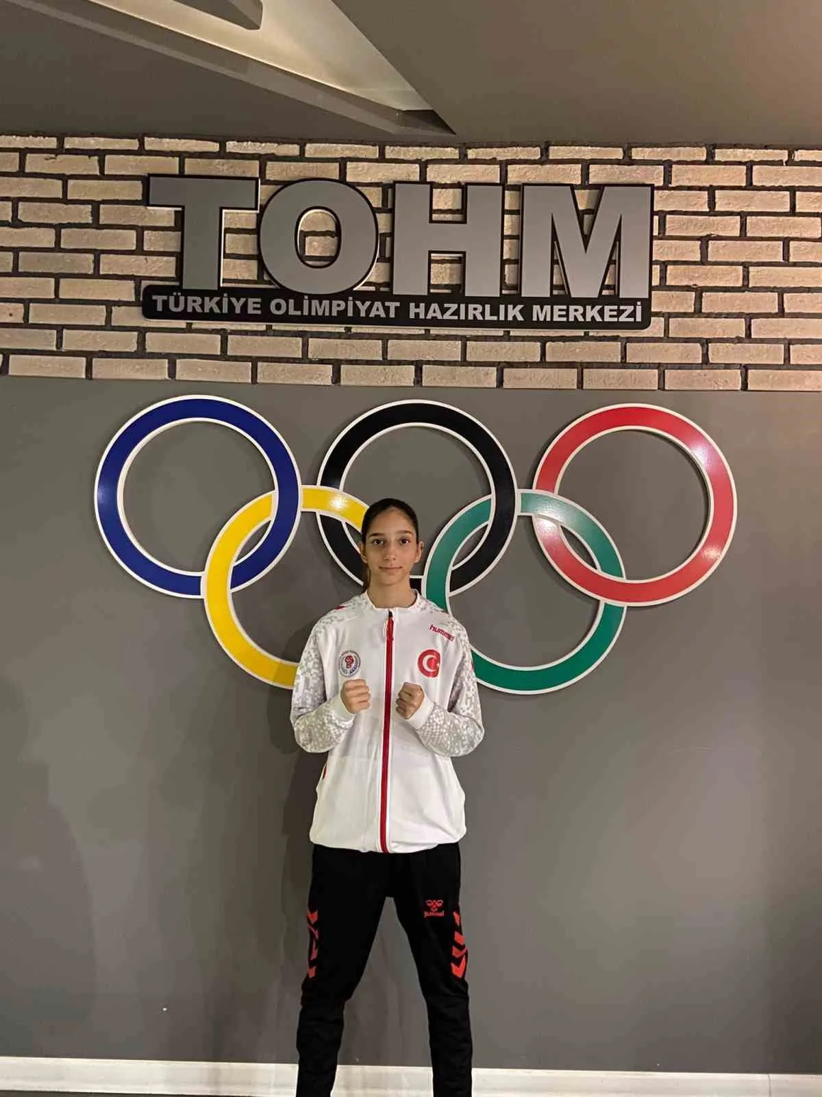 Aydınlı boksör Vesile Yağmur Yılmaz, U-15 Avrupa Şampiyonası'nda Türkiye'yi temsil edecek.
