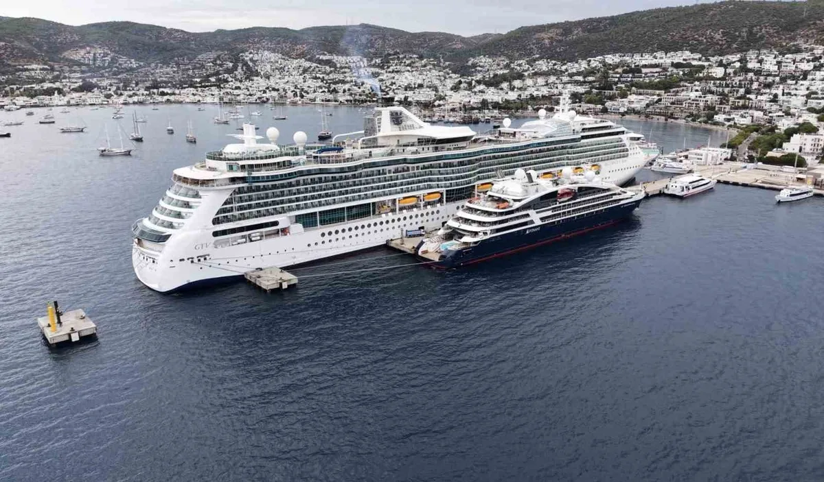Bodrum Cruise Port iki kruvaziyer gemisini ağırladı, 2 bin 437 yolcu geldi