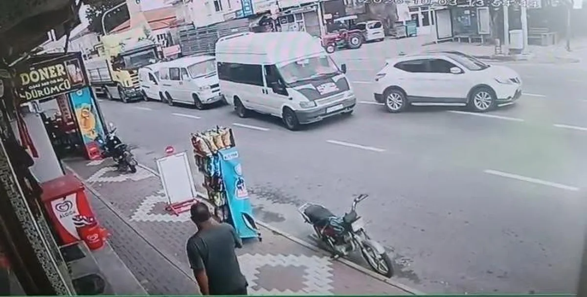 Nevşehir Kaymaklı'da zincirleme kazada 4 araç hasar gördü, yaralanan olmadı