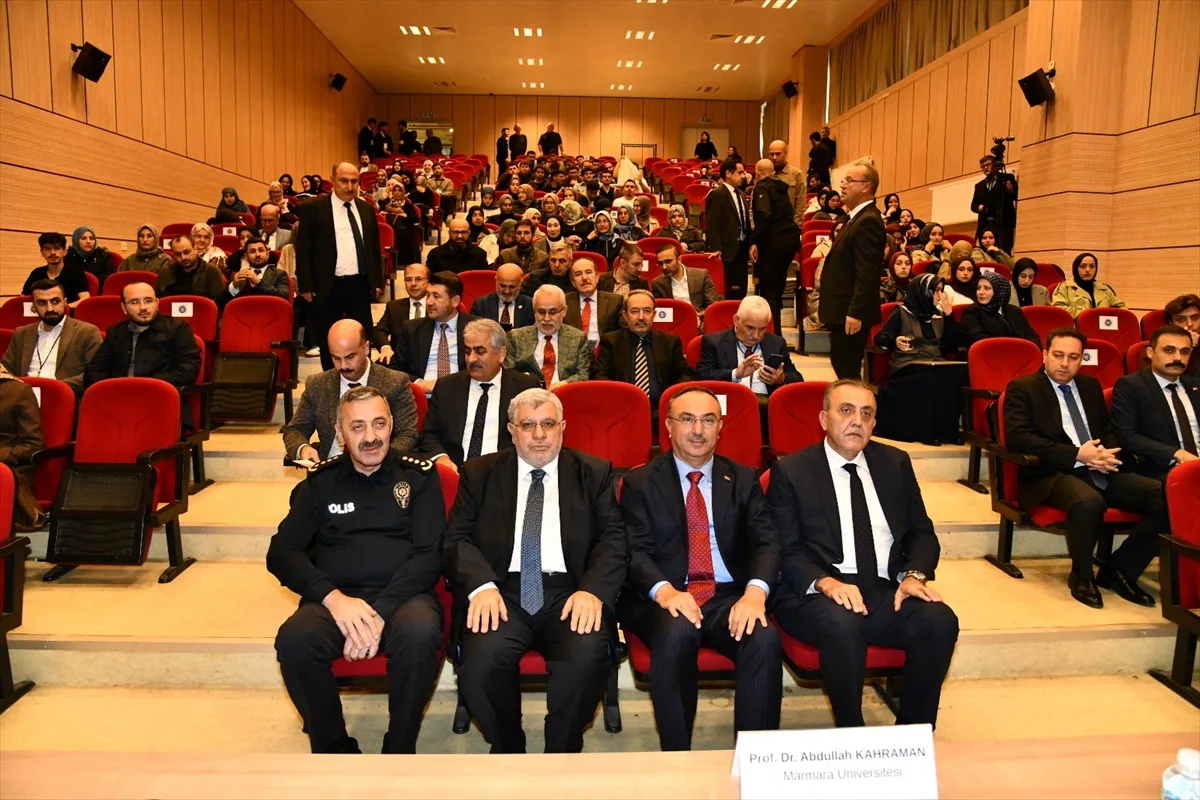 NKÜ sempozyumunda Vali Soytürk ekran bağımlılığına dikkati çekti