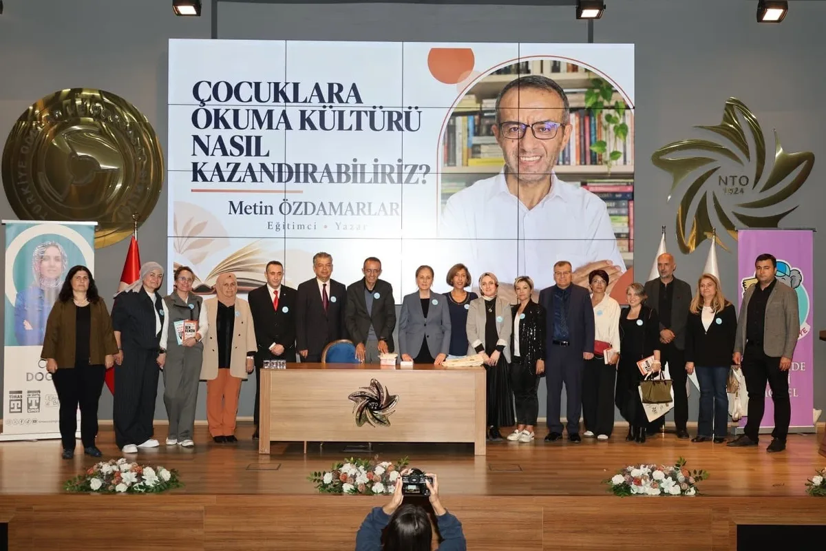 Nazilli'de 6 bin 400 öğrenciye ulaşan zorbalık çalışması öğretmen semineriyle sürdü