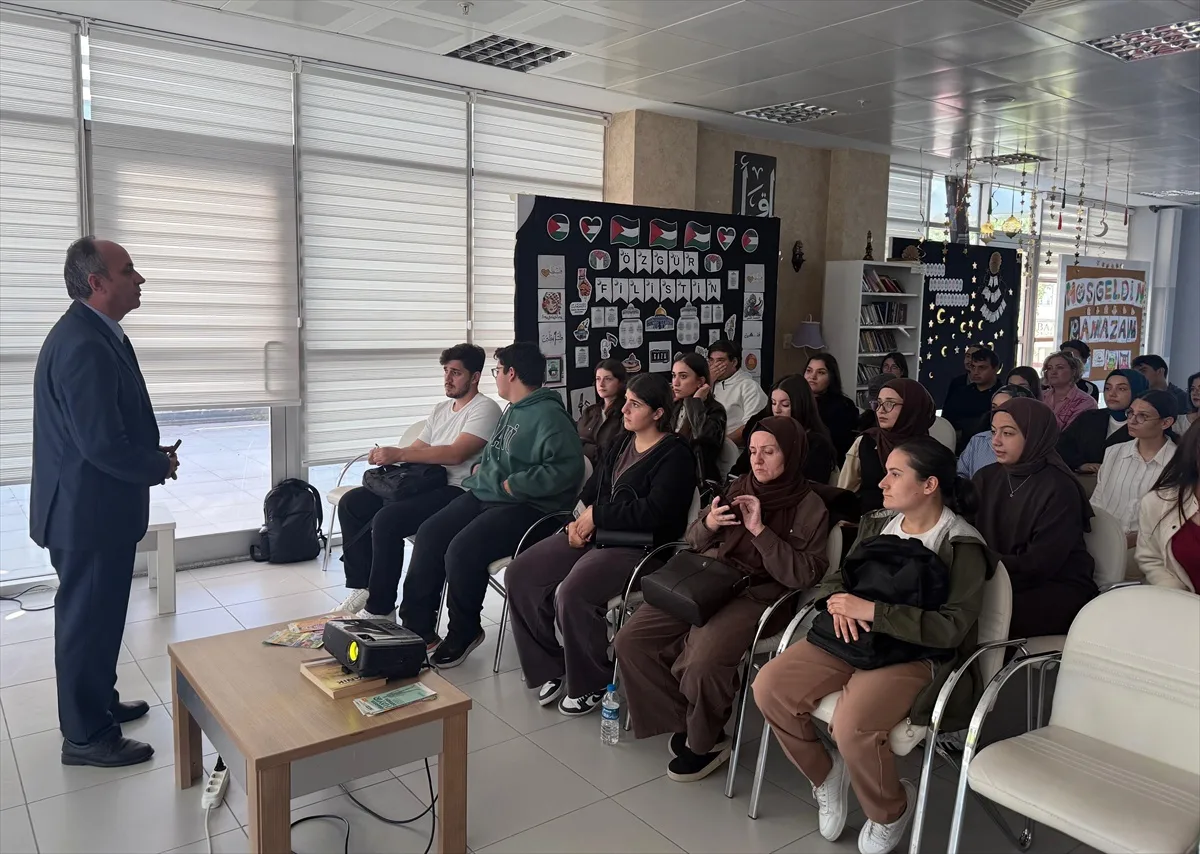 Bafra'da 50 öğrenciye yapay zeka okuryazarlığı sertifikası verildi