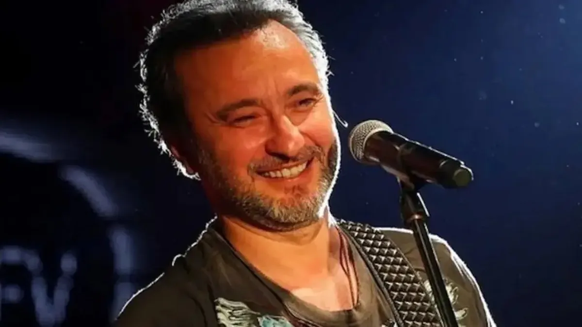 Şarkıcı Nevzat Doğansoy, Başakşehir'deki hastanede 57 yaşında hayatını kaybetti