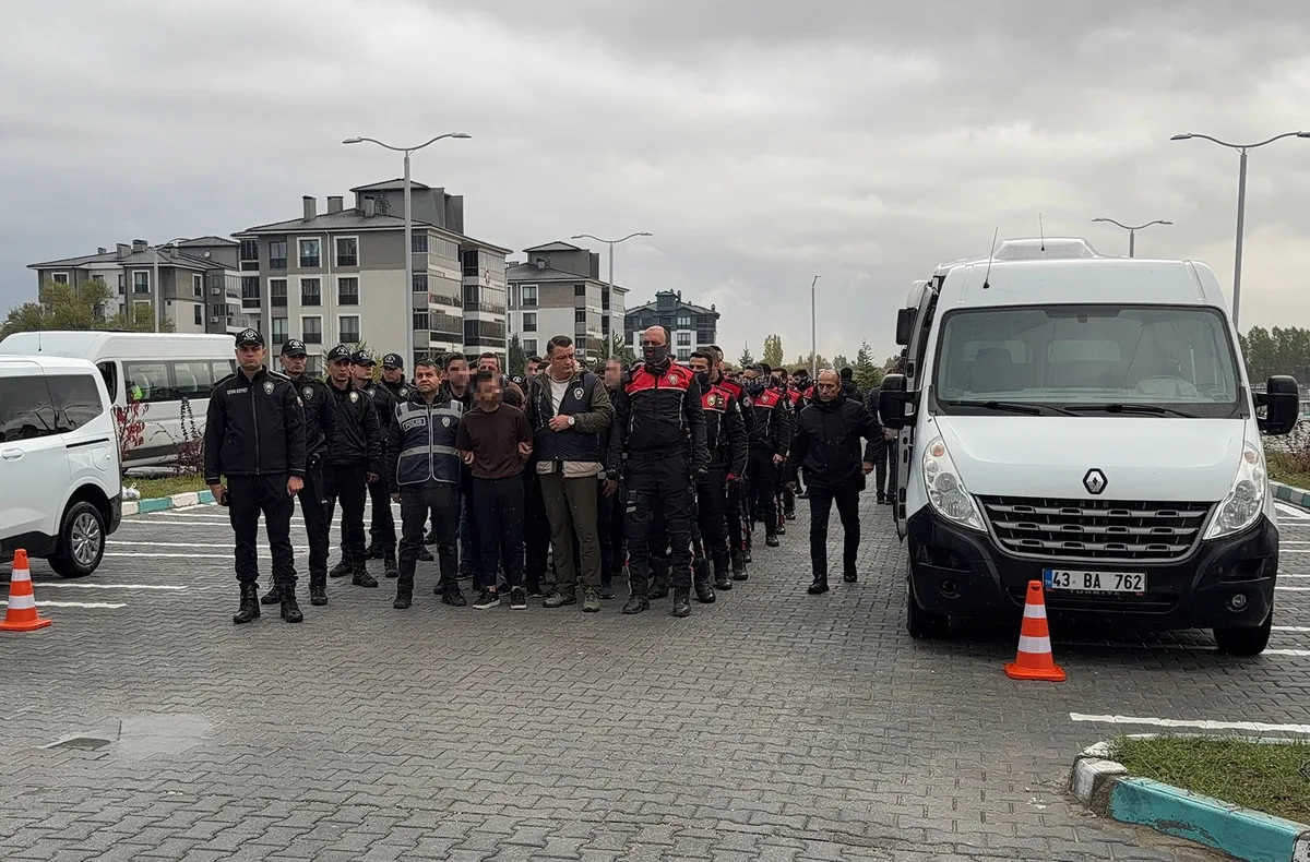 Kütahya merkezli 5 ilde yasa dışı bahis operasyonunda 41 şüpheli adliyeye sevk edildi