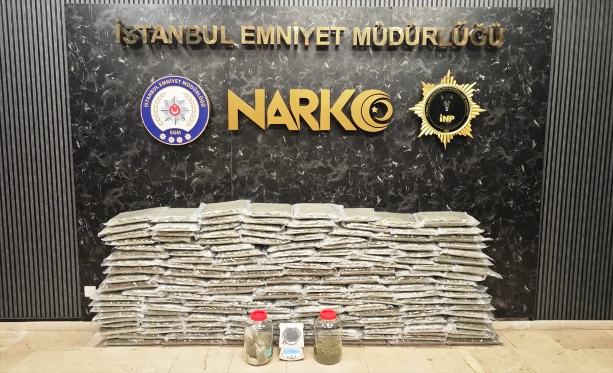İstanbul ve Kocaeli'de 100 kilo 583 gram uyuşturucu ele geçirildi, 2 kişi gözaltına alındı