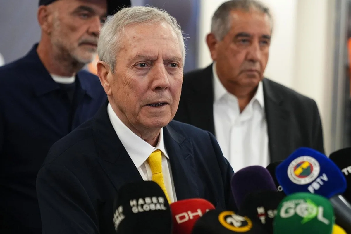 Aziz Yıldırım'ın ''Geliştirmek lazım'' dediği futbolcusuna dev talip