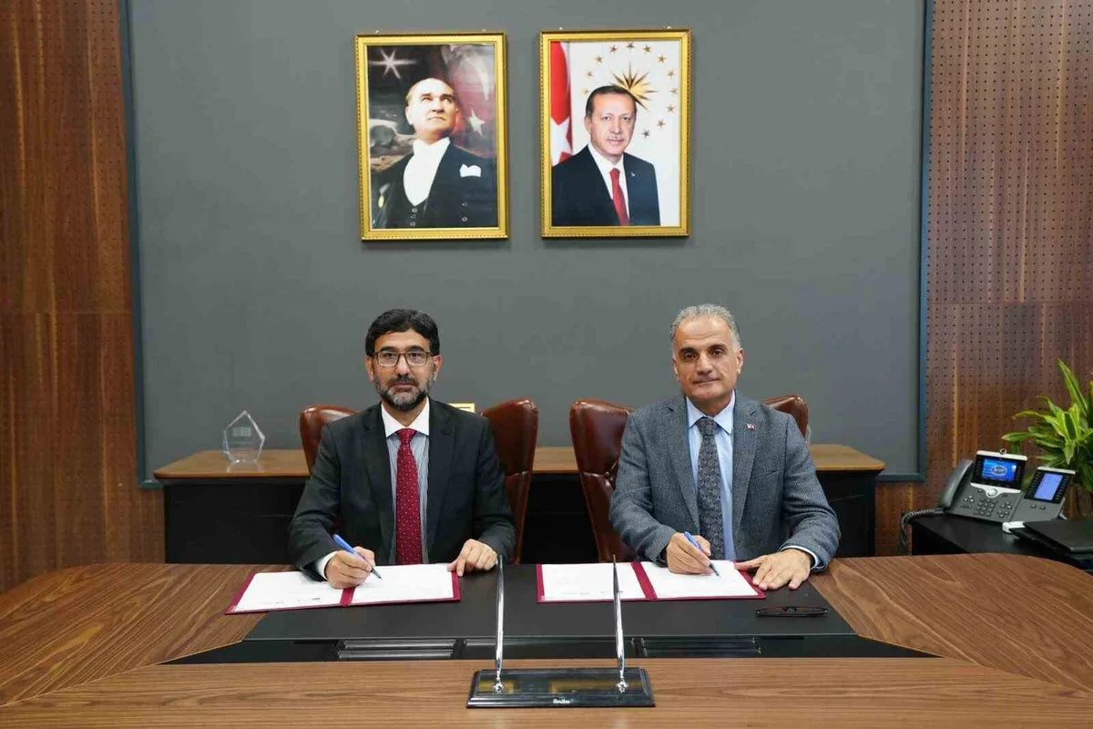 SAÜ Pakistanlı IMSciences ile eğitim ve araştırma alanında protokol imzaladı