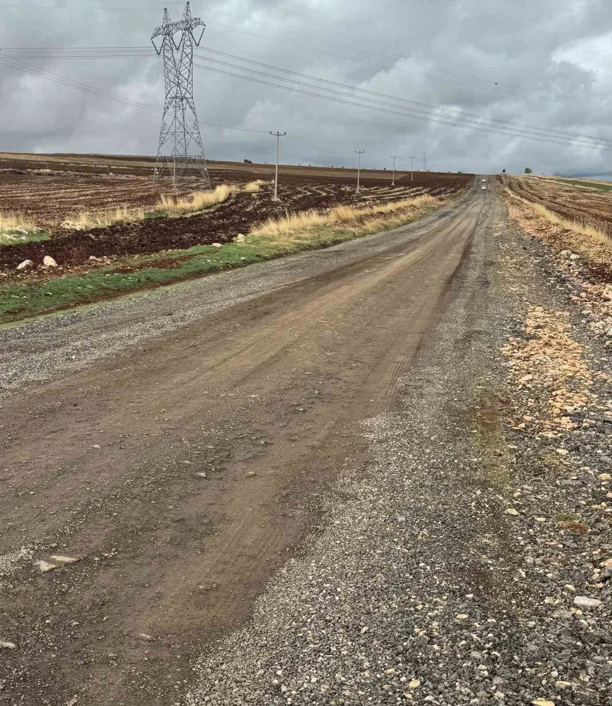 Adıyaman'da Bebek köyü sakinleri bozuk yol nedeniyle onarım talep ediyor