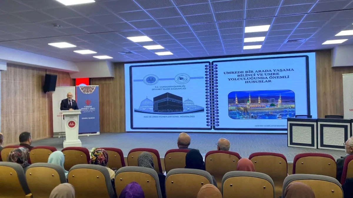 Denizli'de Kasım'da umreye gidecek 186 vatandaşa hazırlık semineri verildi
